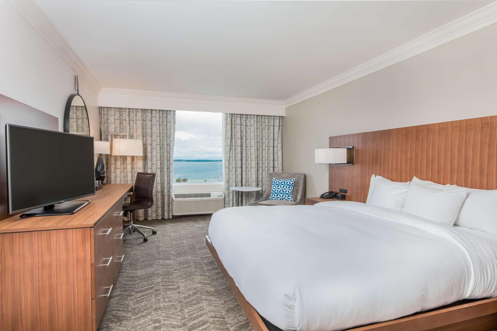 Hilton Пенсакола Бийч Екстериор снимка